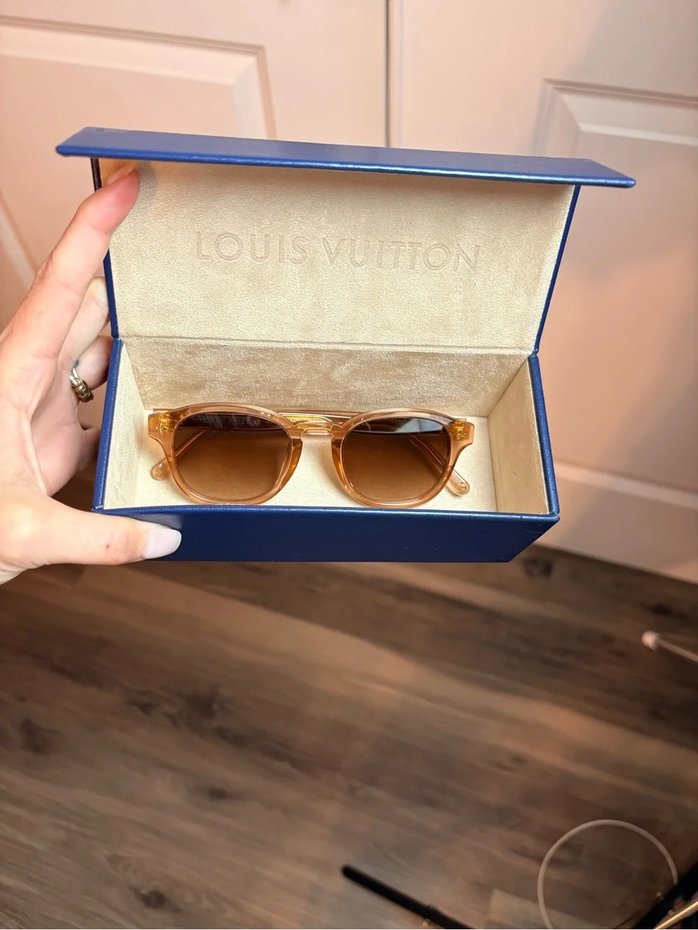 Louis Vuitton Round Sunglasses